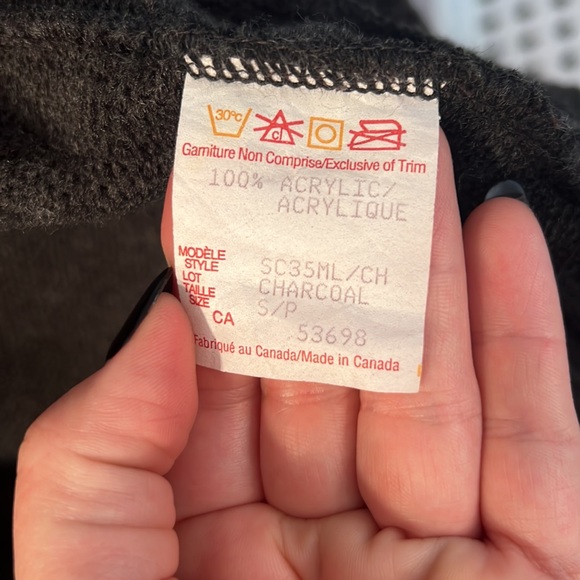 Fair Isle Patterned Maple Leaf Canadian Flag Knit Open Front Cardigan w/Tie sz S - Picture 6 of 9